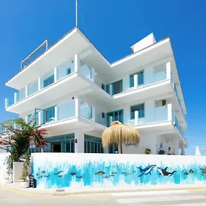  Guest house Hostal Cala Llombards